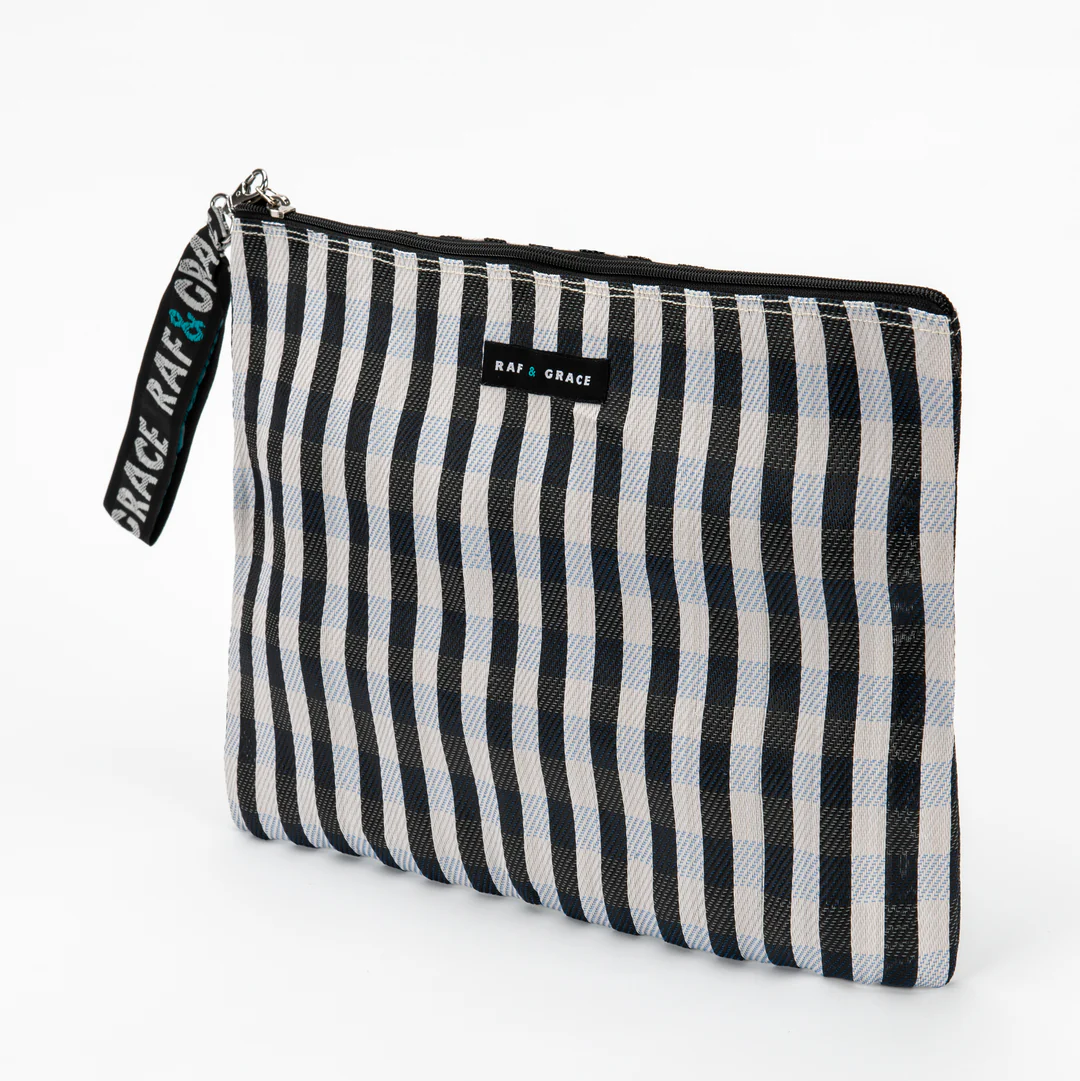 black and white large pouch 2